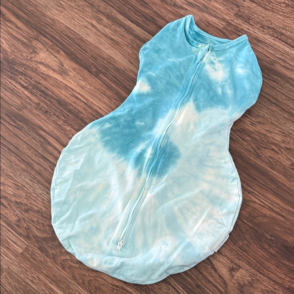 Happiest Baby Blue Tie-Dye Baby Swaddle (S)